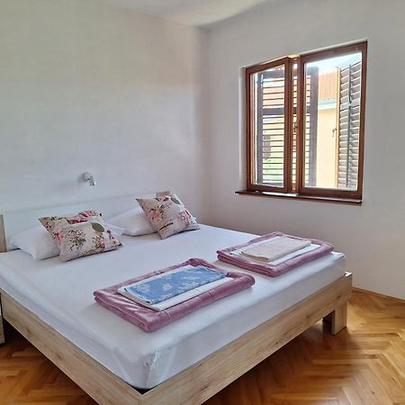 Adriatic Leisure Apartment ノヴィ・ヴィノドロスキー エクステリア 写真